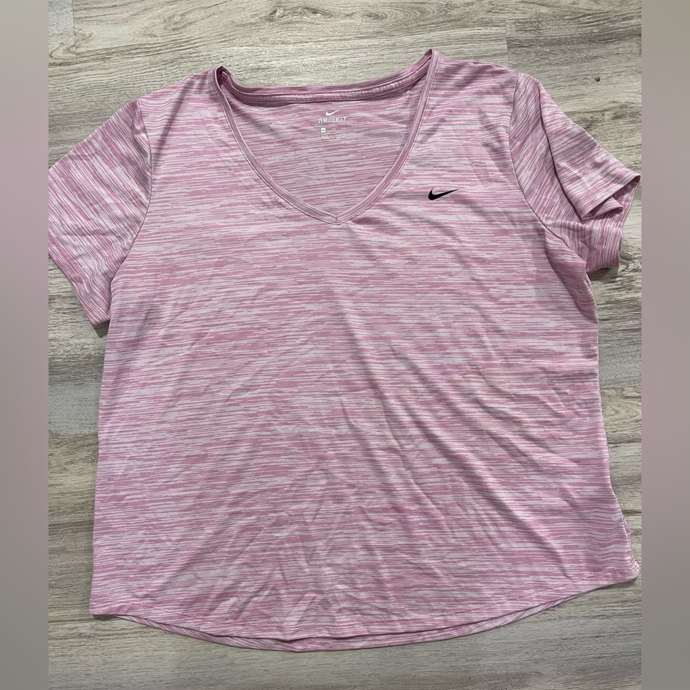 Nike dri fit t shirt